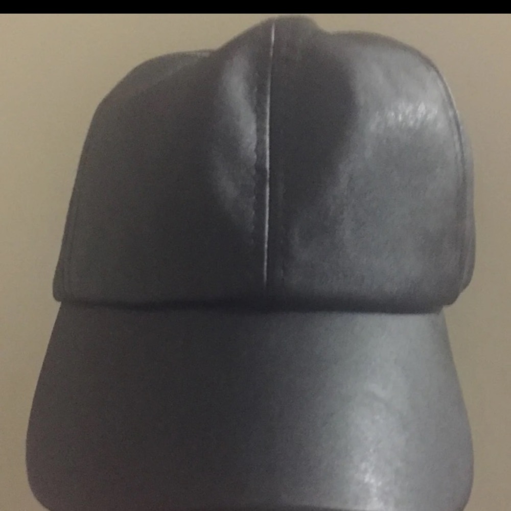 Hat - Picture 2 of 4